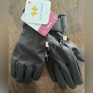 NWT Youth Hot Paws Black Gloves